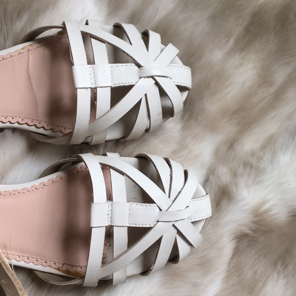Flat sandals by Madison - Picture 3 of 6